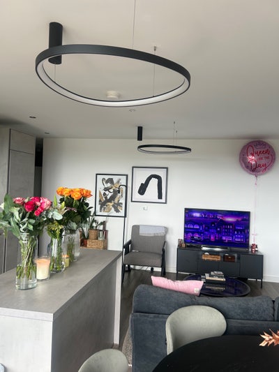 Gorgeous double room over looking Olympic Park Main Photo