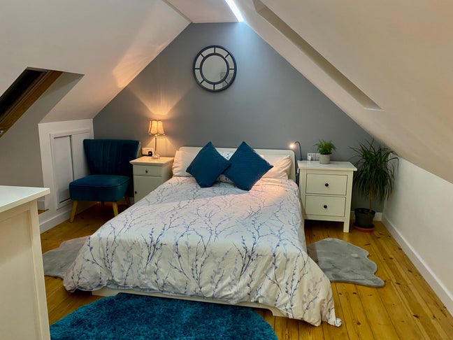 Peaceful top floor room St Albans  Main Photo