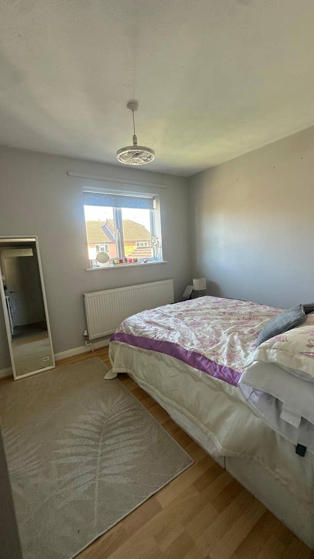 Bright Double Room in Feltham - &pound;800pm (Inc Bills) Main Photo