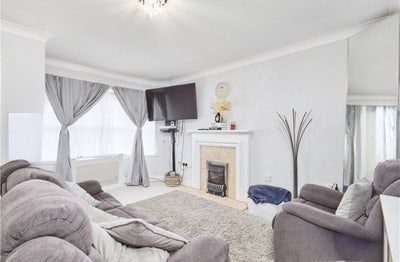 Cosy rooms available to let! Close to LBA. Main Photo