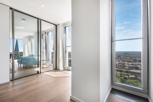 Upper Ground, London SE1 Main Photo