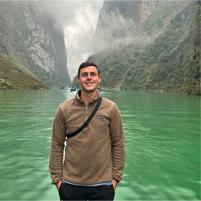 Young Professional looking for social flatshare Main Photo