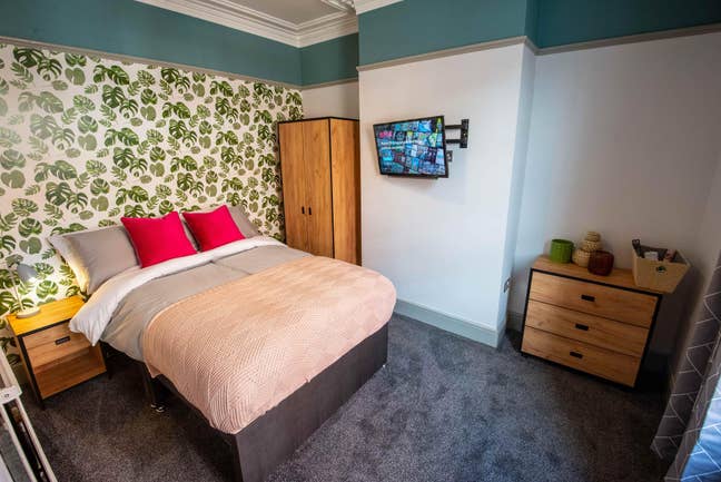 Fantastic Selby Location! Available now! Main Photo