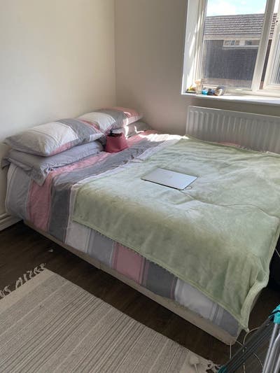 Charming Room in Battersea! Main Photo