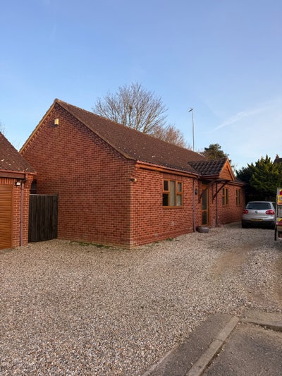 Double Bedroom in Old Scarning  Main Photo