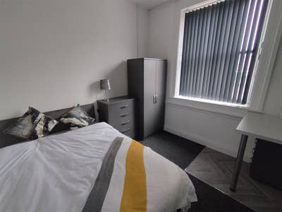 Ensuite Room**NO DEPOSIT** Mansfield Town Centre   Main Photo
