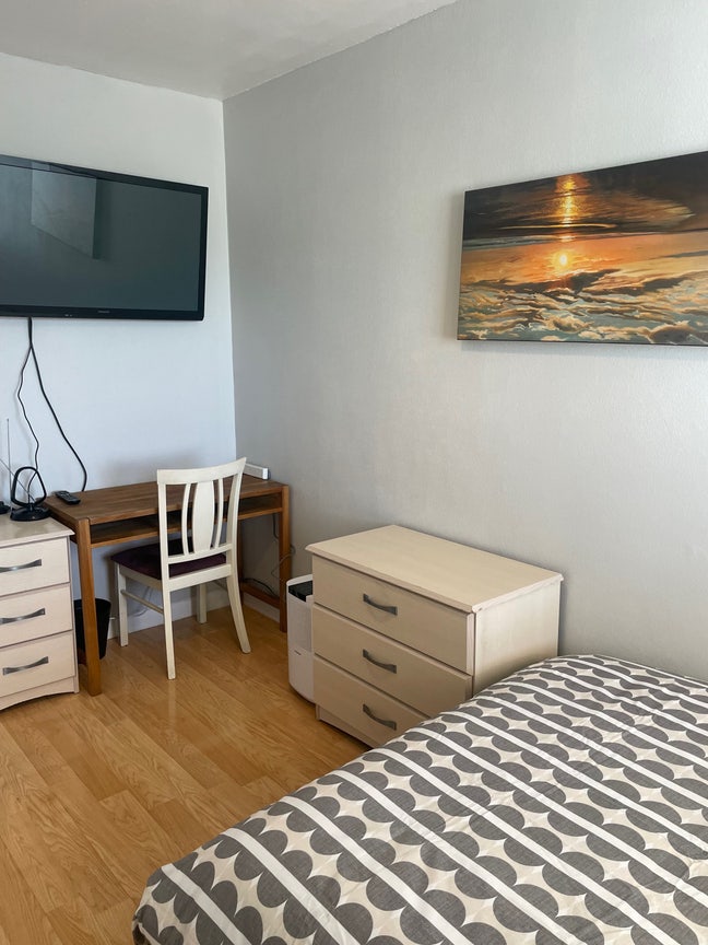 Double room - some bills included - AB24 3 Main Photo