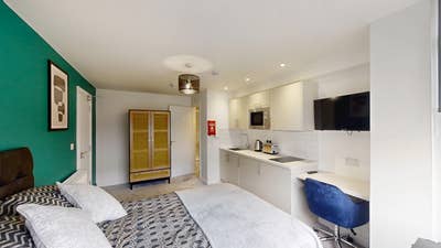 ✨ En-Suite Rooms with Kitchenettes | Bills include Main Photo