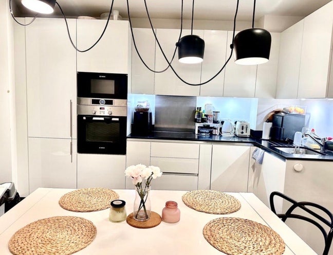 ☀️Spacious En-Suite Room - MAY move in (flexible)  Main Photo