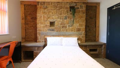 Ensuite Rooms Available 🏡 Warwick Road Main Photo