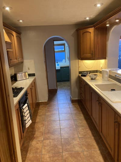 Hinkley Point Rooms in Nice House Main Photo