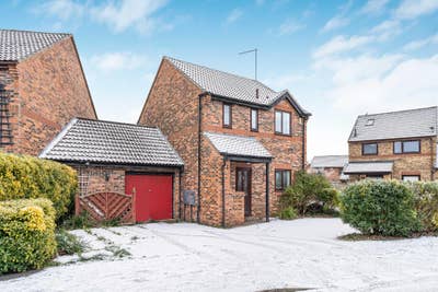 1 Double Room + Ensuite & 1 Double Room  Main Photo