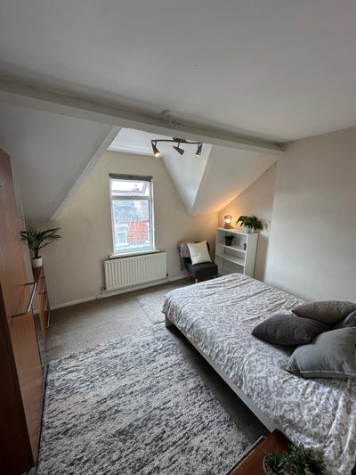 Double Room East Belfast Separate Office Room   Main Photo