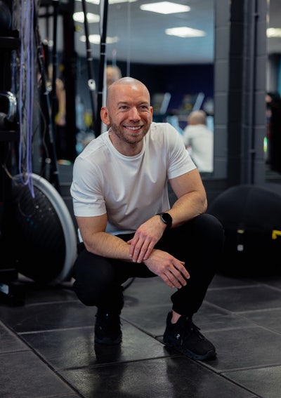 Mid week flat needed Main Photo