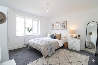 ⚡ Vibrant Woolwich Living! 2 Spacious Rooms ⚡ Main Photo