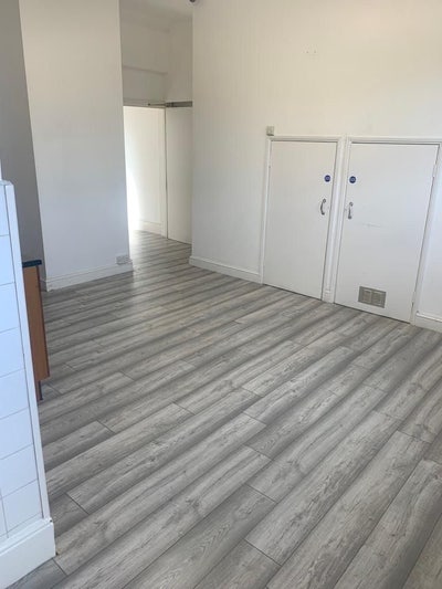 2 bed flat to rent in Croydon(CR0) Main Photo