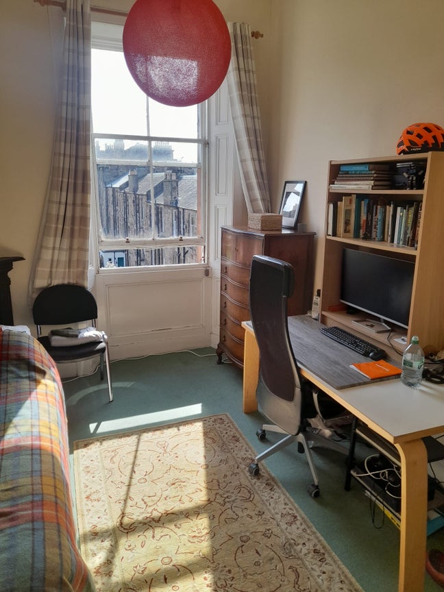 Single room avialbe from 1st May Main Photo