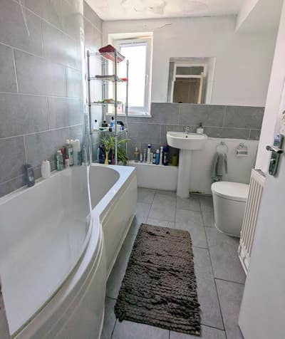 Creative and quirky 2-story East London apartment  Main Photo