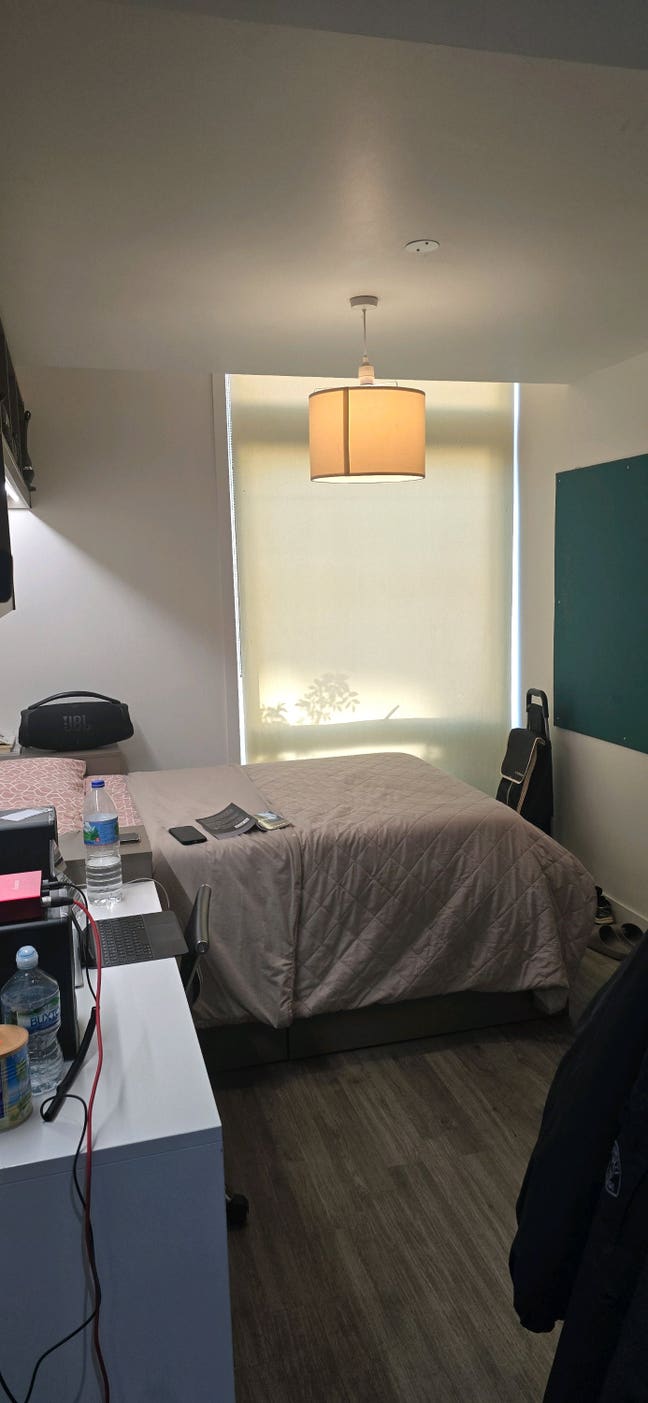 Ensuite Room in Modern Student Hall – Great Locati Main Photo