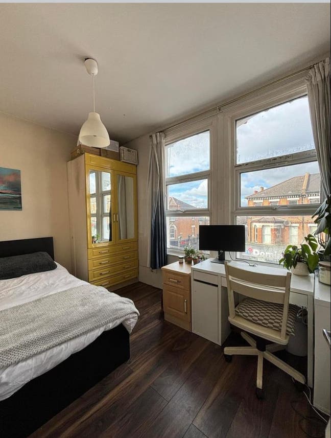 2x Rooms Available - Clapham Junction  Main Photo
