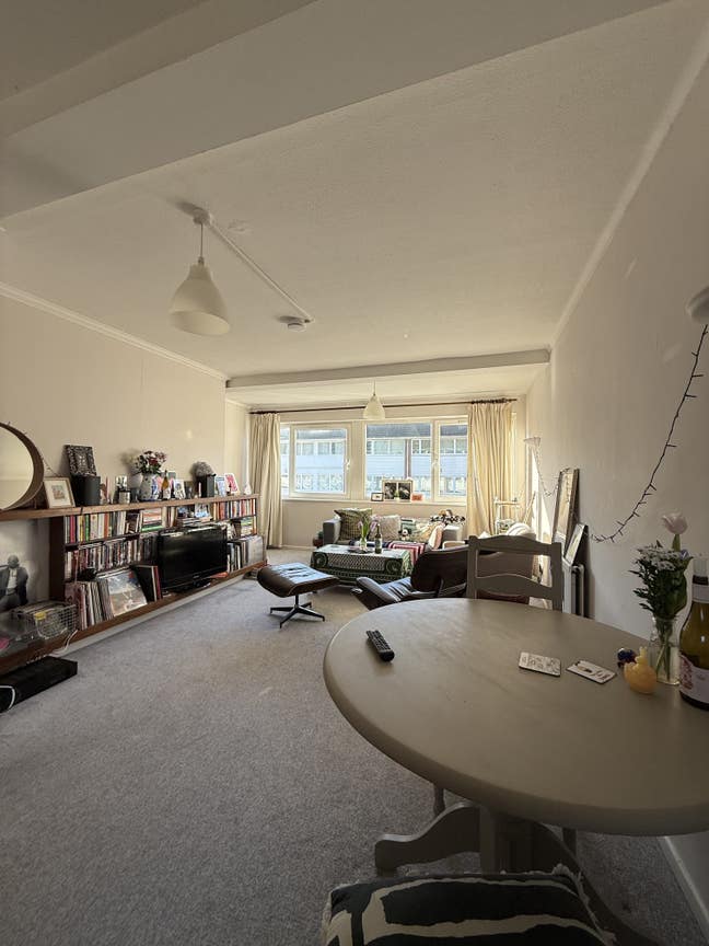 2 rooms available in Blackheath house! Main Photo