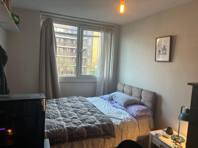 Large Double Bed SE1 Zone 1 Main Photo