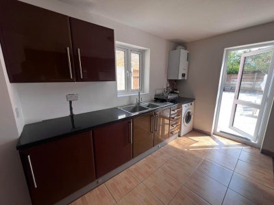 Lovely double room for one person Main Photo