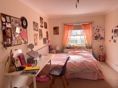 SE17 Spacious bedroom short let  Main Photo