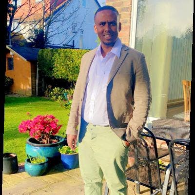 Looking for room to rent  Main Photo