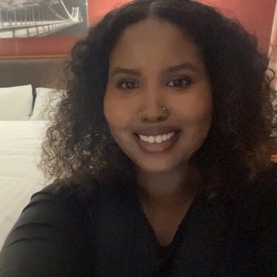 Looking for a room Main Photo