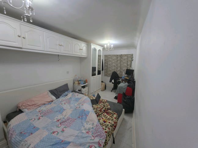 Double Room Available – Elm Park (RM12 5BG)  Main Photo