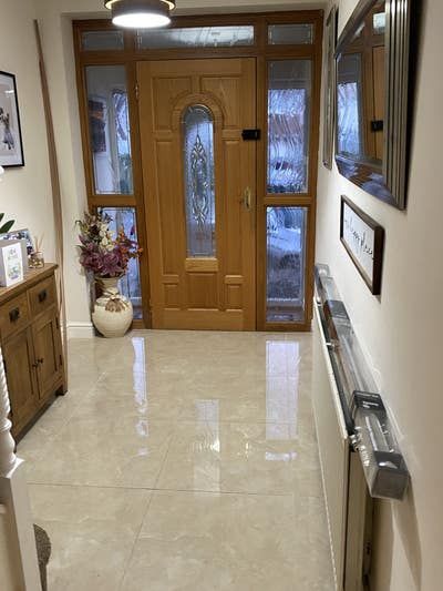 Double Room to Rent – On‑Site Parking & Patio Main Photo