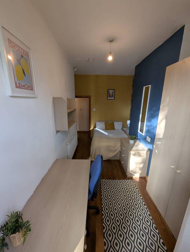 20% off April Rent Central Headingley Double Room! Main Photo