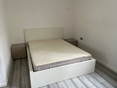 Large double room in Bethnal Green  Main Photo