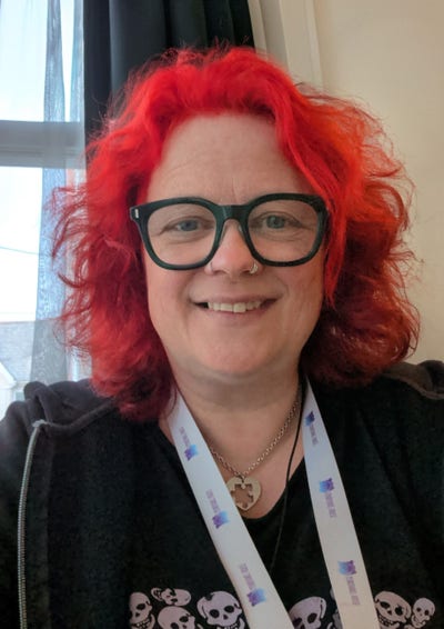  55 female looking to share house/flat Main Photo