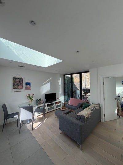 Double room available in Finsbury Park Main Photo