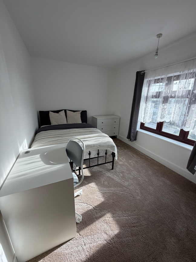 Cosy Double Bedroom near to Didcot Train Station Main Photo