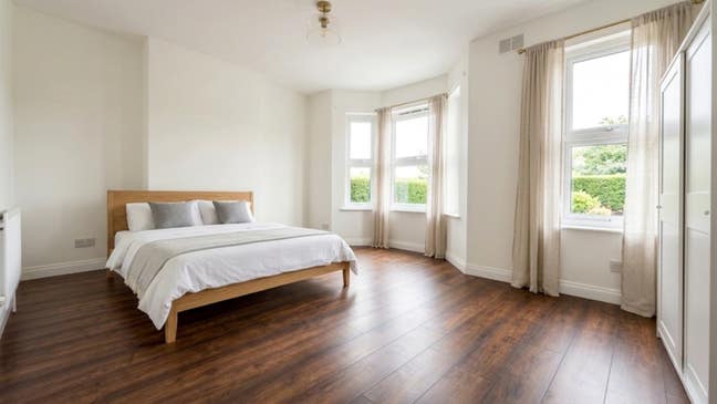 5 Double Fully Furnished Rooms in Abbeywood SE2  Main Photo