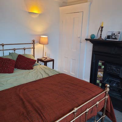 Lovely spacious Bedroom in Turnpike Lane Main Photo