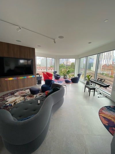 Double room in penthouse  Main Photo