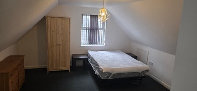 Rose Lane L18- Last Rooms available  Main Photo