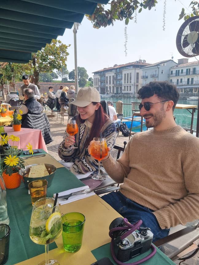 Professional seeking residence in Bristol house Main Photo