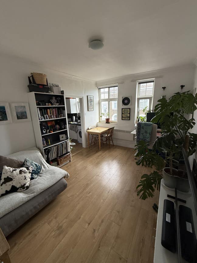 1 bed flat - Acton - available early May. Main Photo