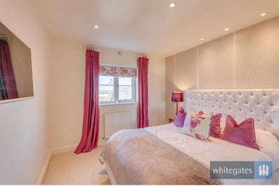 Beautiful Double bedroom for rent  Main Photo