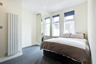 Ensuite Room near Leyton Station Main Photo