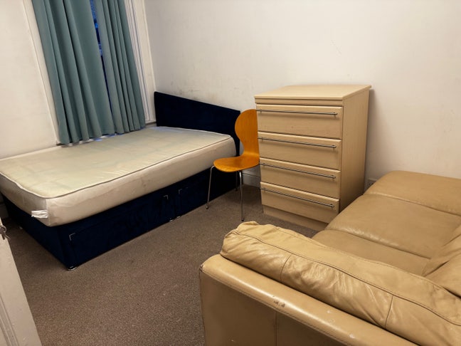 Double furnished room watford Main Photo