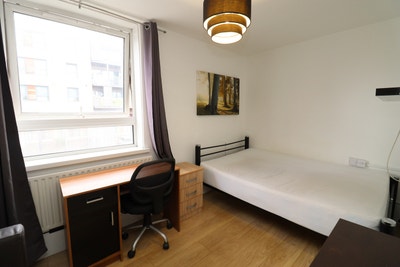 Langdon park flat-share, well connected and quiet. Main Photo