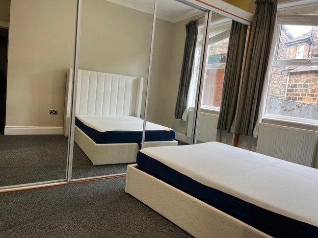 Smart Ground Floor Double Bedroom Main Photo