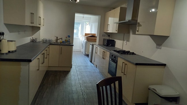 Room in a Shared House, Creswicke Road, BS4 Main Photo