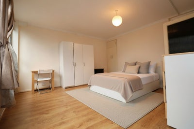 Large & Affordable Rooms in Canary Wharf Main Photo
